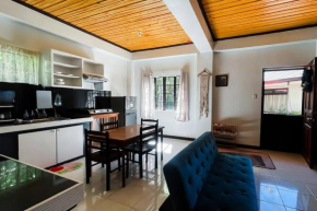 House at the End: WIFI55 inch Smart TV and Nature